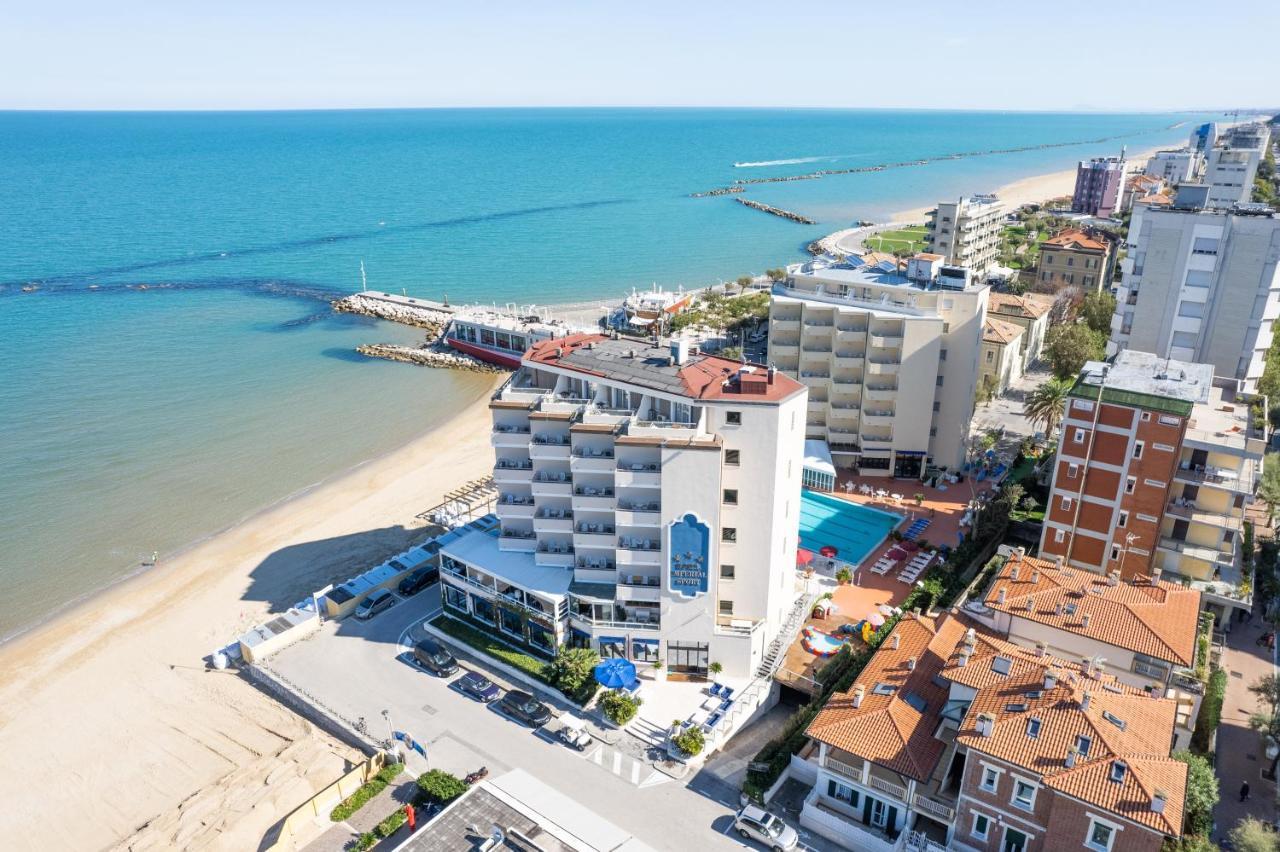 Unahotels Imperial Sport Hotel Pesaro Exterior foto
