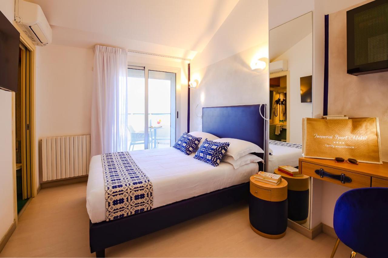 Unahotels Imperial Sport Hotel Pesaro Exterior foto